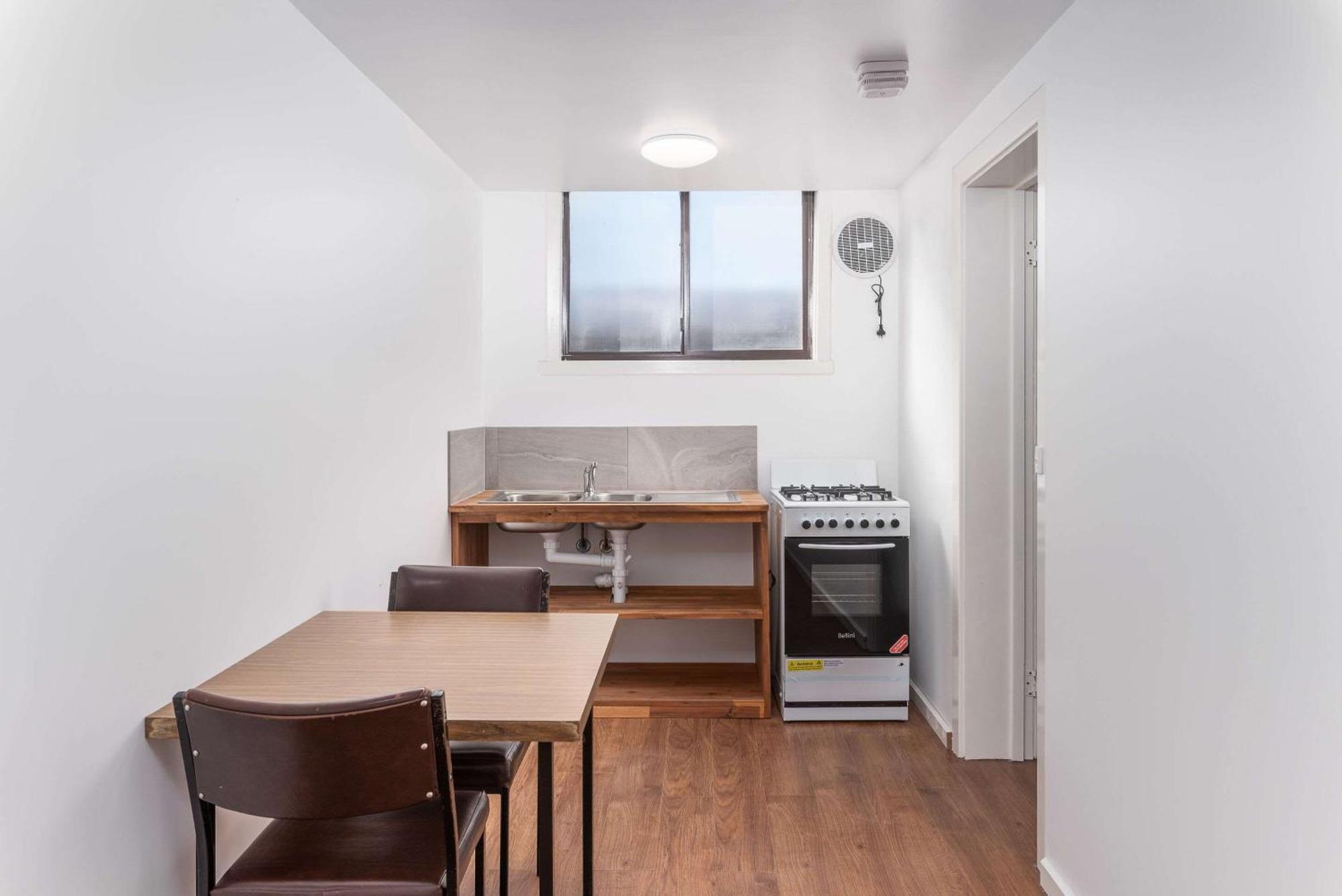 Hotel Econo